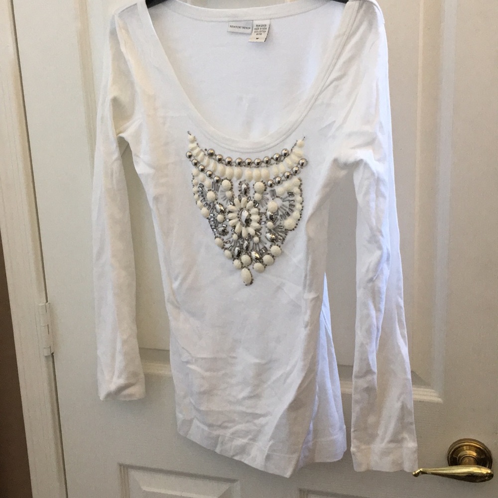 FINAL MARKDOWN Newport News tee medium